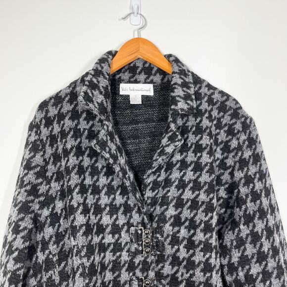 Wool Blend Vilxi International Women’s Cardigan Sz 2X Black Gray Houndstooth - Picture 3 of 8